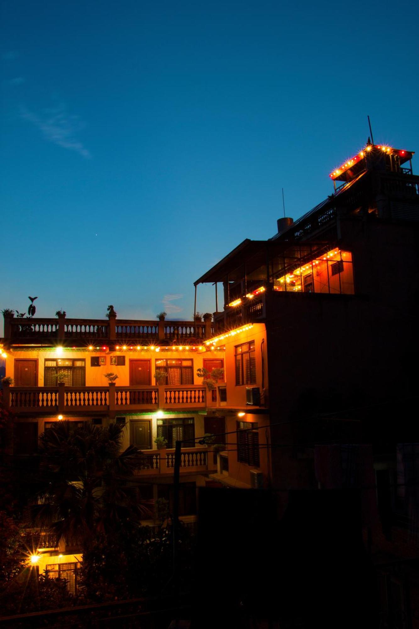 Hotel Metropolitan Kantipur Kathmandu Exterior photo