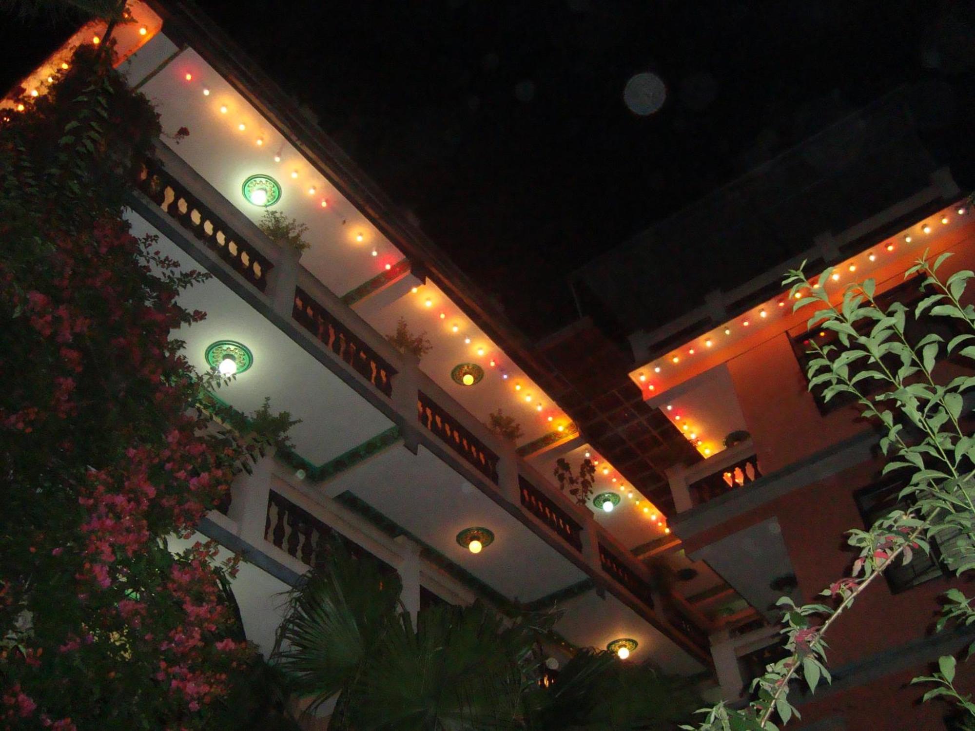 Hotel Metropolitan Kantipur Kathmandu Exterior photo