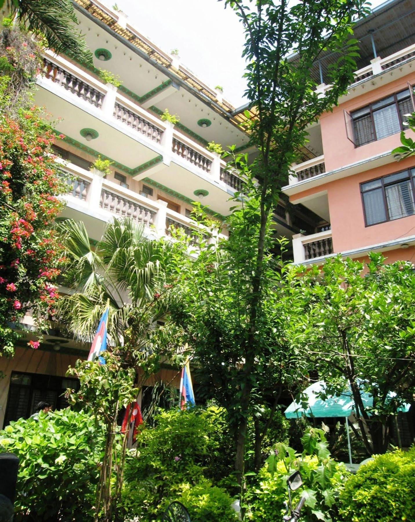 Hotel Metropolitan Kantipur Kathmandu Exterior photo