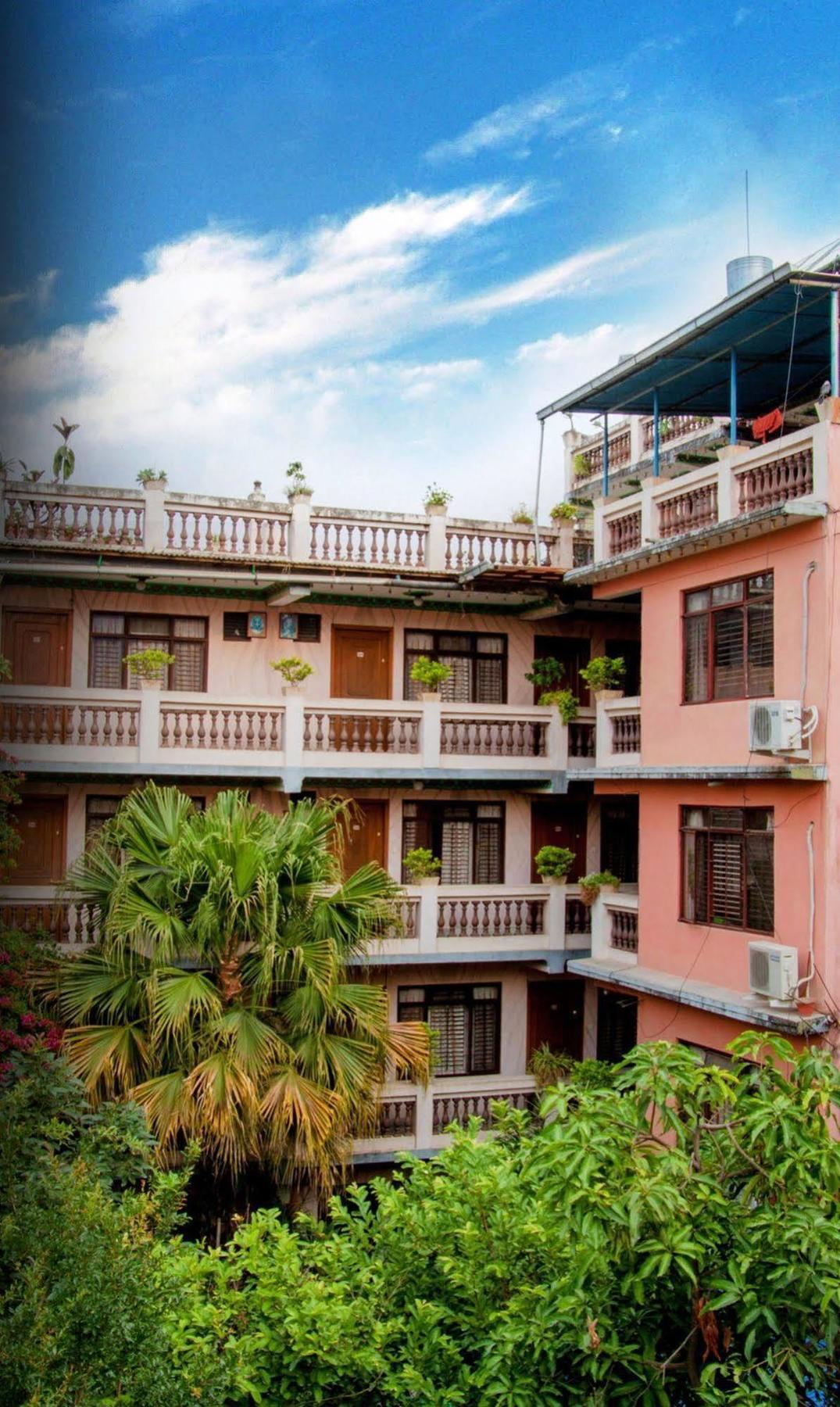 Hotel Metropolitan Kantipur Kathmandu Exterior photo